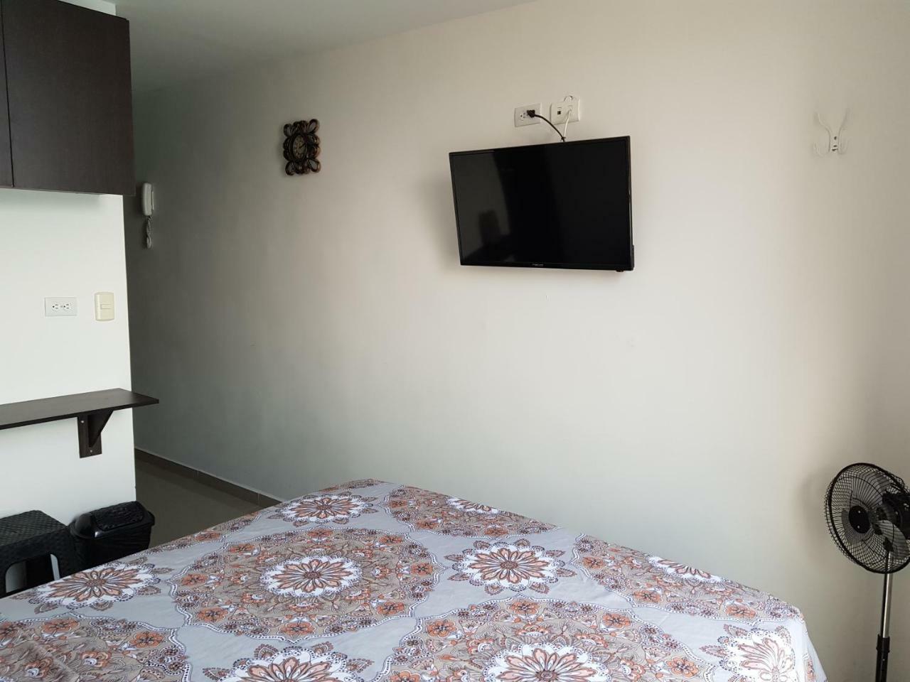Apartasuites Medellin Los Molinos ภายนอก รูปภาพ